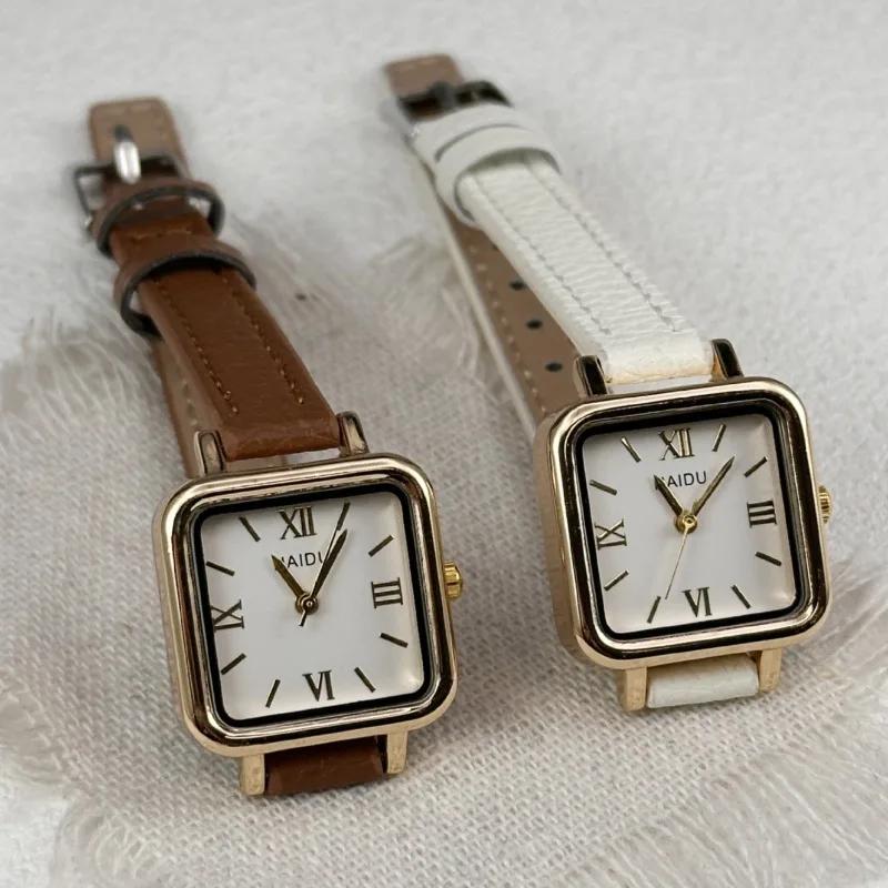 Dropshipping Women Quartz Watch Vintage Small Square Watch Famous Brand Luxury Gift Ladies Clock Red Leather Strap Wristwatches