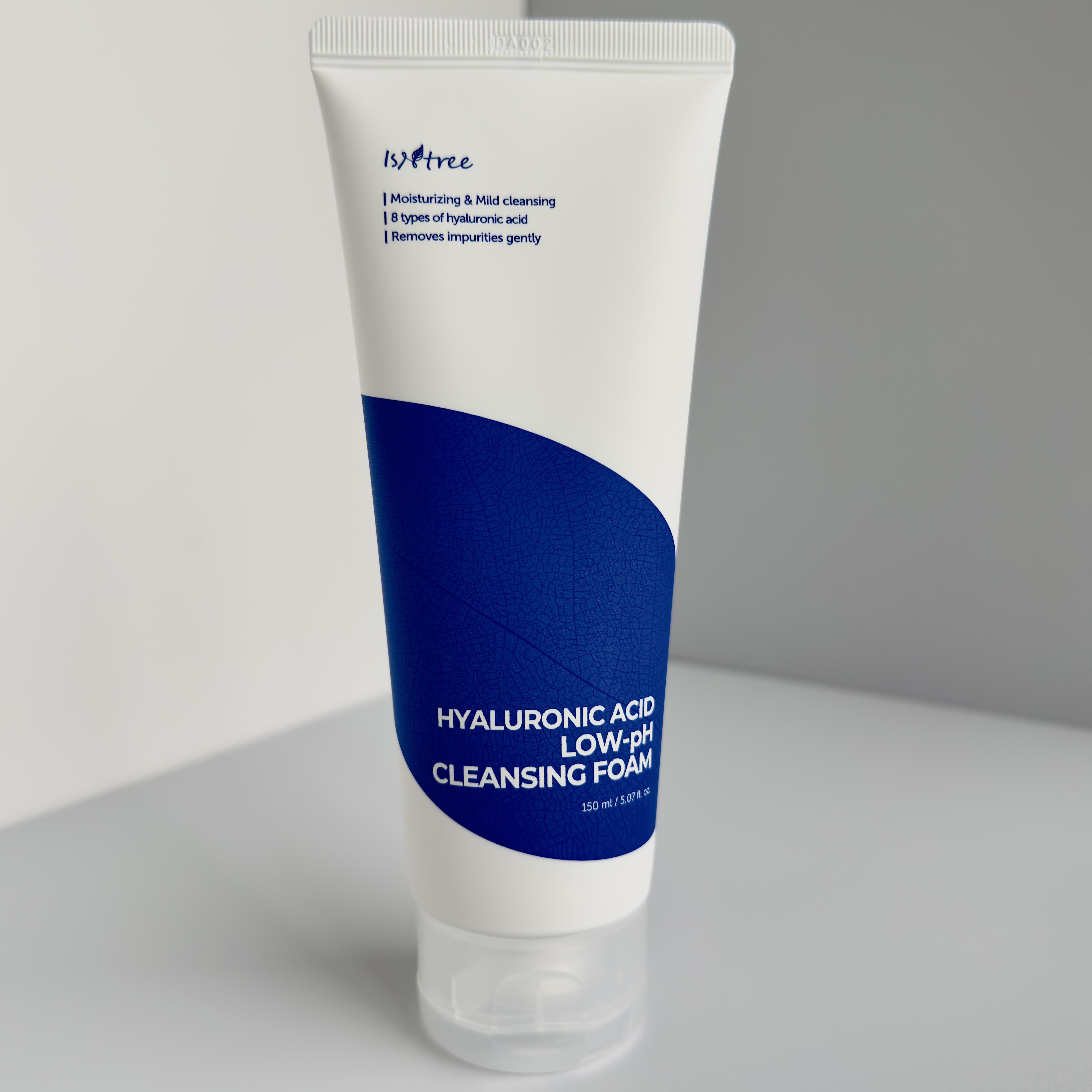 

ISNTREE ОЧИЩАЮЩАЯ ПЕНКА С НИЗКИМ PH ГИАЛУРОНОВОЙ КИСЛОТЫ 150мл