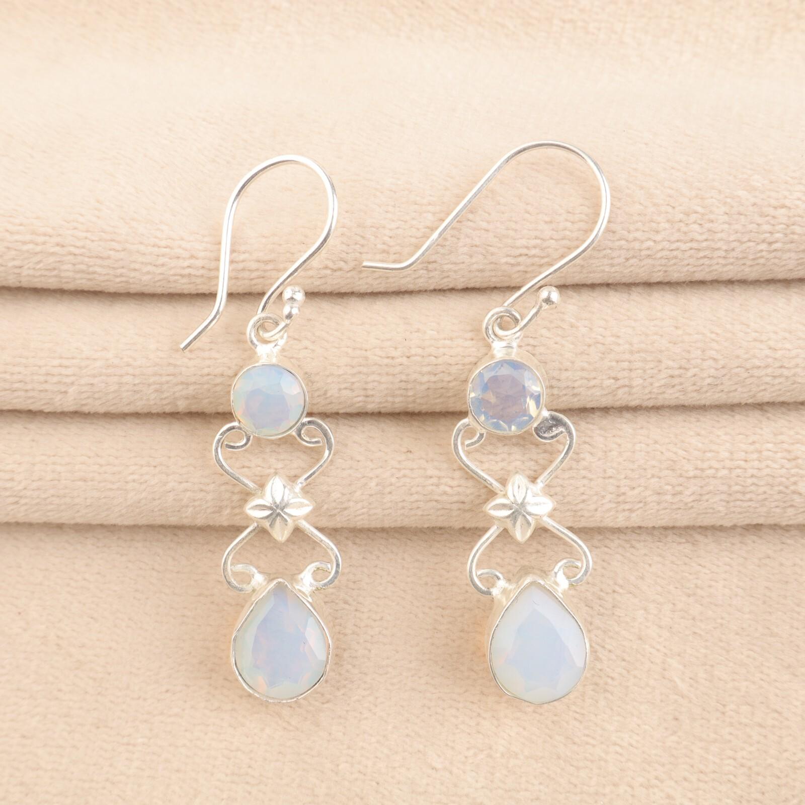 

Натуральный молочный опал драгоценный камень 925 проба серебряные украшения ручной работы серьги-крючки 2 EE-156-15