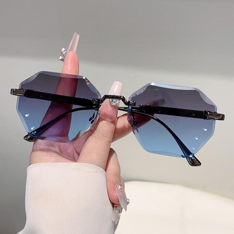 Non-polarized Europe and America Polygon Diamond Edge Trimming Rimless Sunglasses Men Women Fashion Ocean Slicemetal Frame Glasses