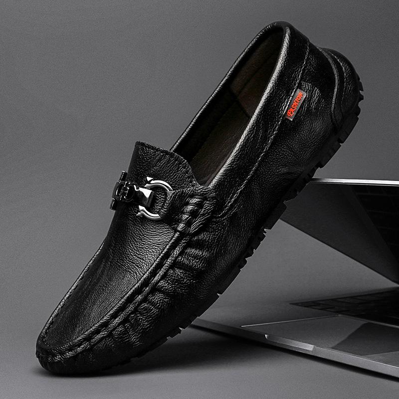 Mocassini Casual Estivi in Pelle da Uomo 2024: Scarpe Slip-On Morbide, Traspiranti, alla Moda