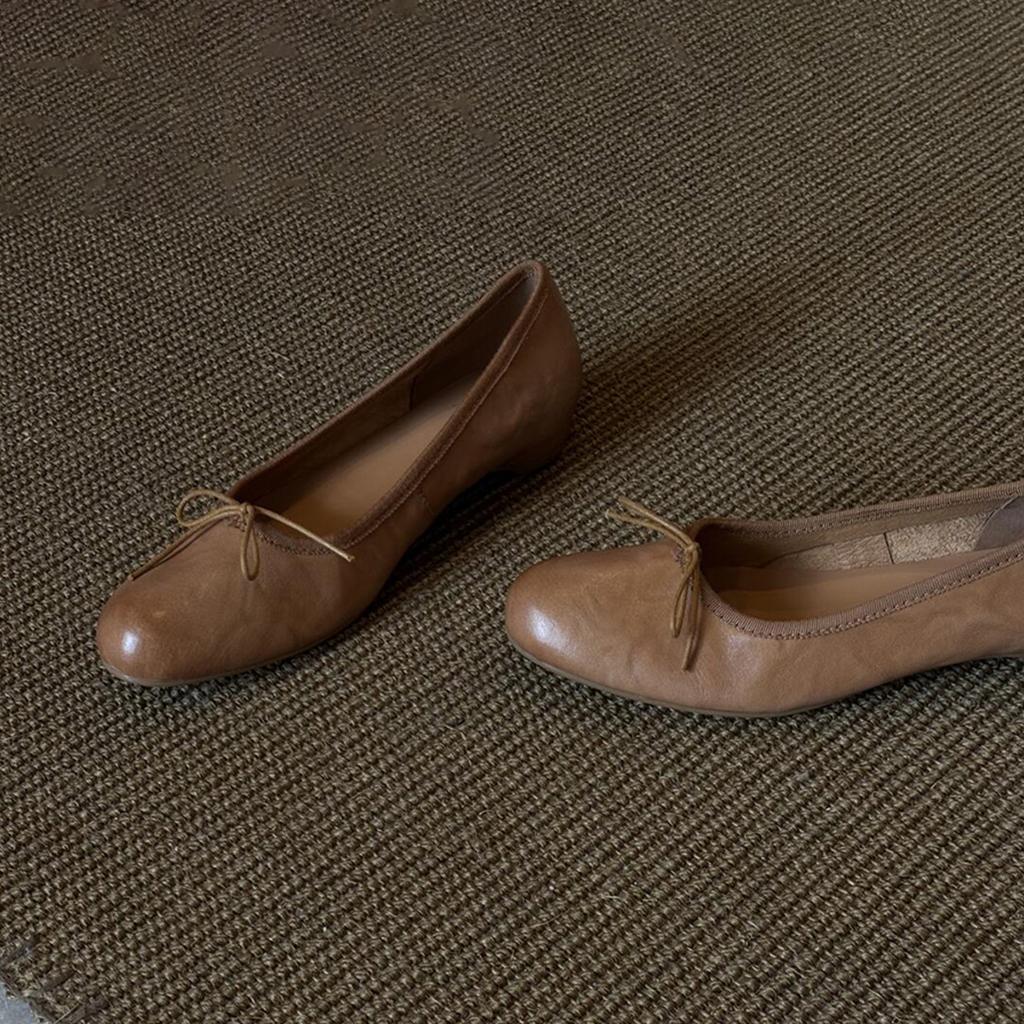 Sheepskin version~ retro thick heel women's commuting temperament niche design round head bow design light mouth women's single shoes