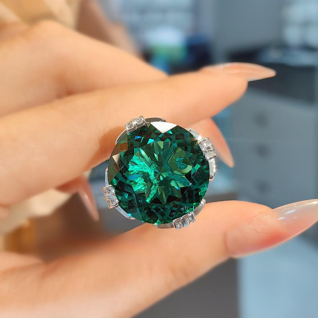 Designer Queen Fashion Micro-Inlaid Simulation Paraiba Ring Light Luxury Temperament Large Carat Emerald Women'S Ring