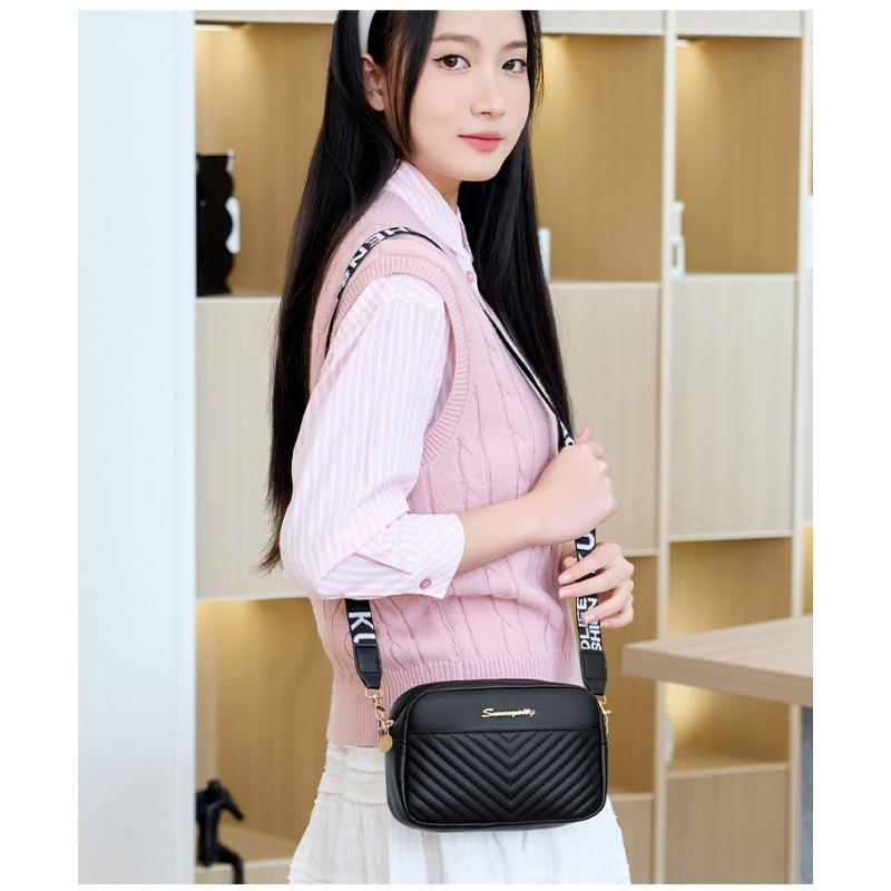 Daily Use Carry Bag with Clean Look