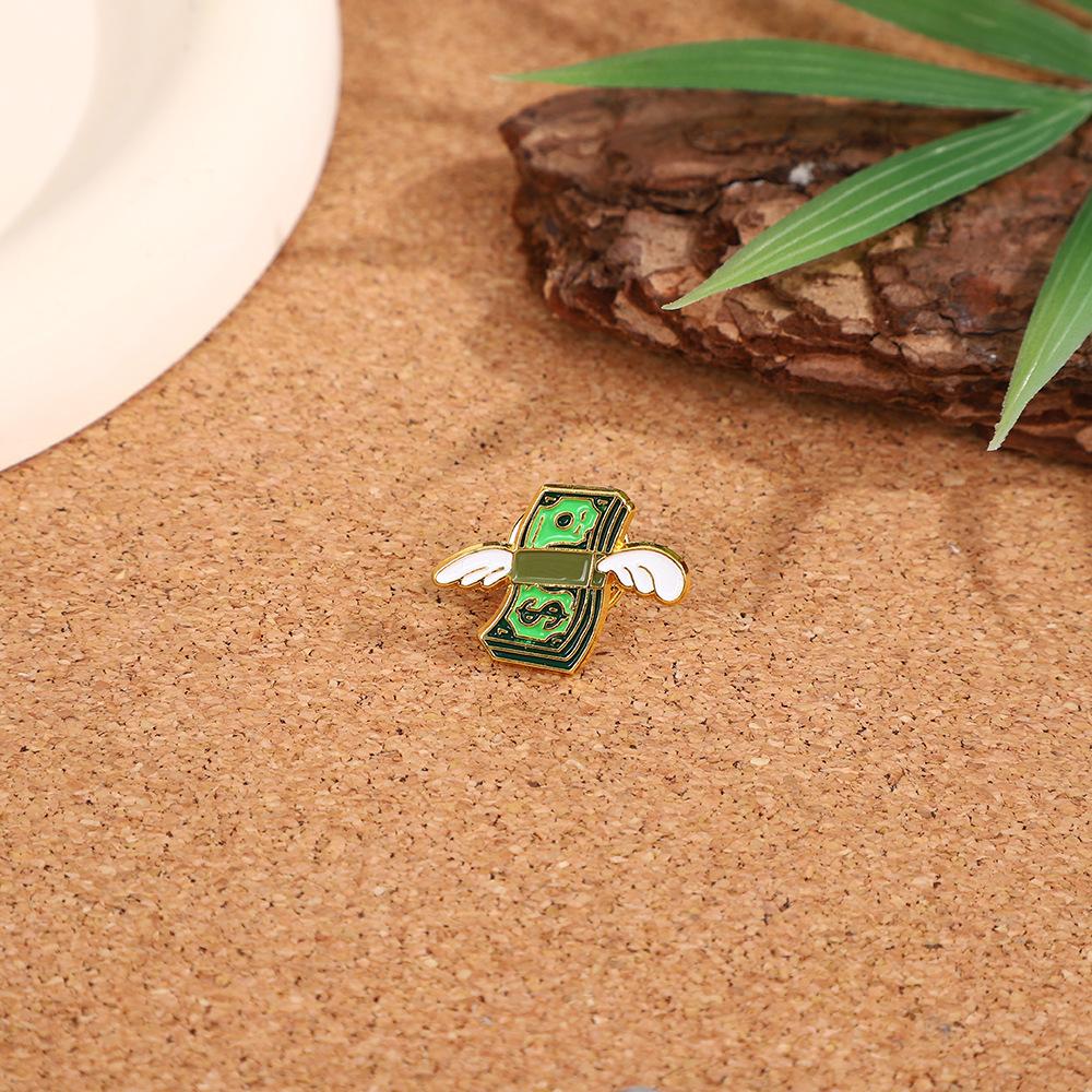 Cartoon flying dollar brooch cute high sense versatile bag decorative accessories