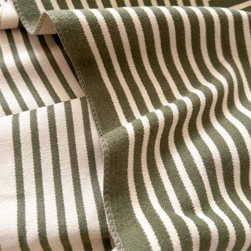 Geometric stripes are contrasting colors, double-sided imitation cashmere scarf, winter high-end warm shawl