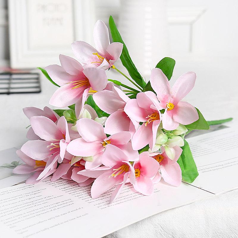 Lovely Artificial Mini Flower Bouquet Home Wedding Decor 18 Flowers On 1 Piece