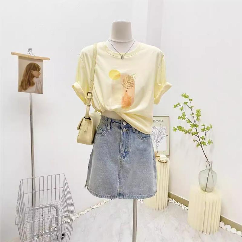 Camiseta Amarilla con Estampado de Jarrón para Mujer Manga Corta Casual Corte Holgado Top de Verano