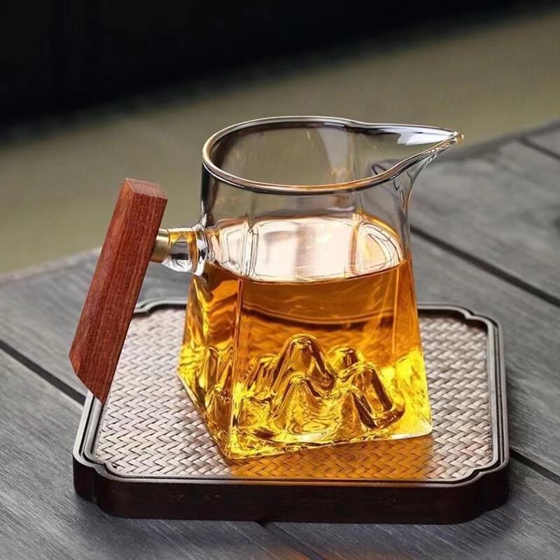 Jialang Glass Gongdao Cup with Wooden Handle