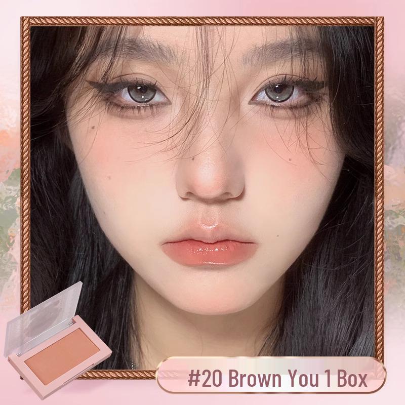 Lychee Secret Garden Blush: Brightening, Adherent Purple Makeup for a Girlish Glow with Puff
