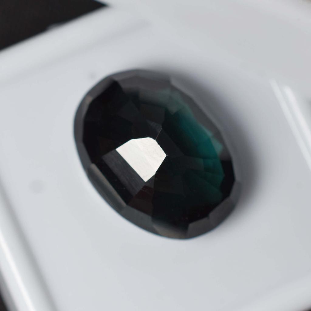 Natural Dark Green Sapphire Oval Cut 10.54 Ct Loose Gemstone CERTIFIED an-338-k