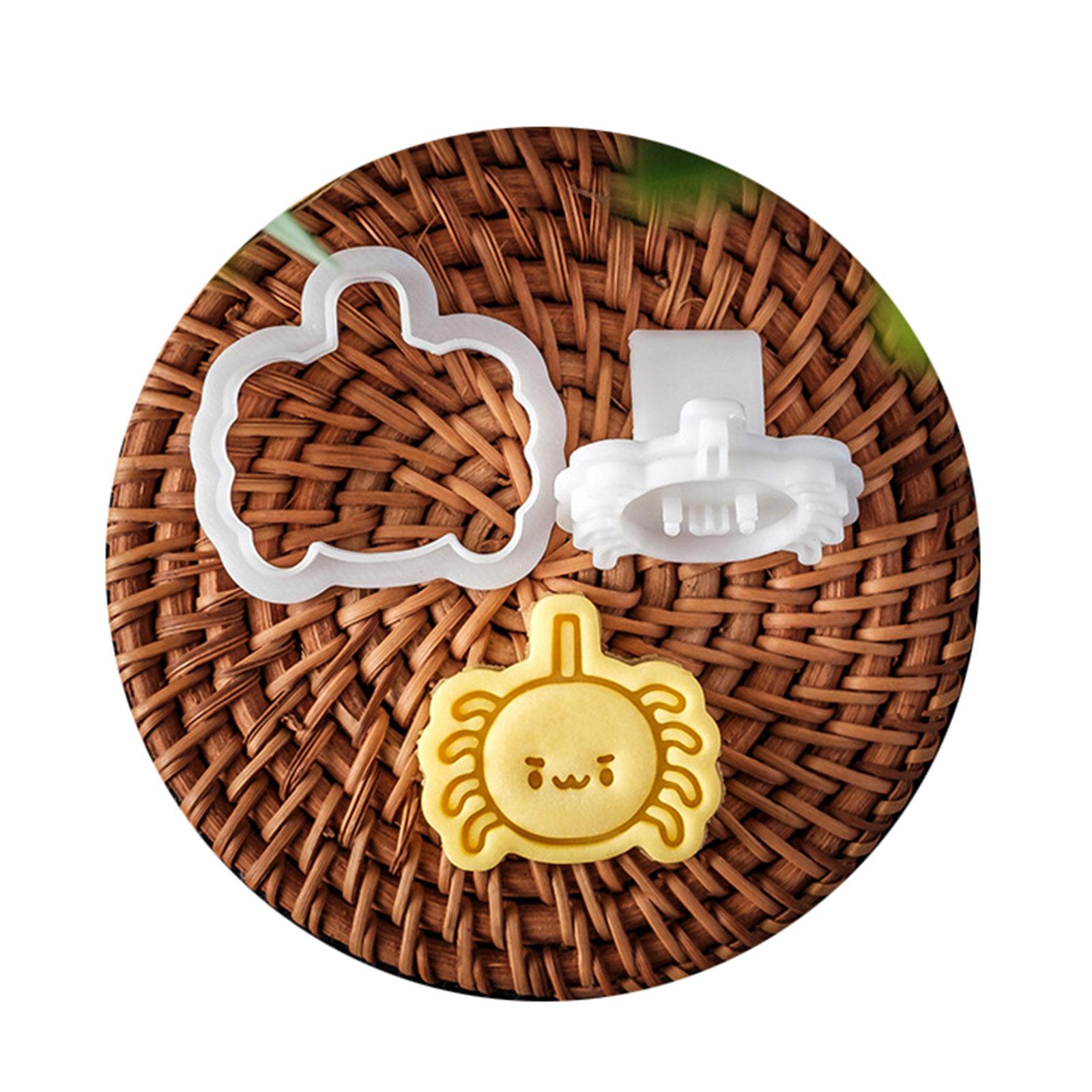 

Halloween Cookie Cutter Baking Molds Easy to Clean for Home Party Organizers Cartoon Spooky Haunted House Biscuit Molds 7