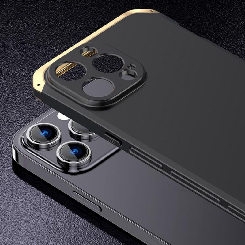Metal Phone Case IPhone 15 Pro Max With Screw Lock Anti-Drop Full Coverage Protection