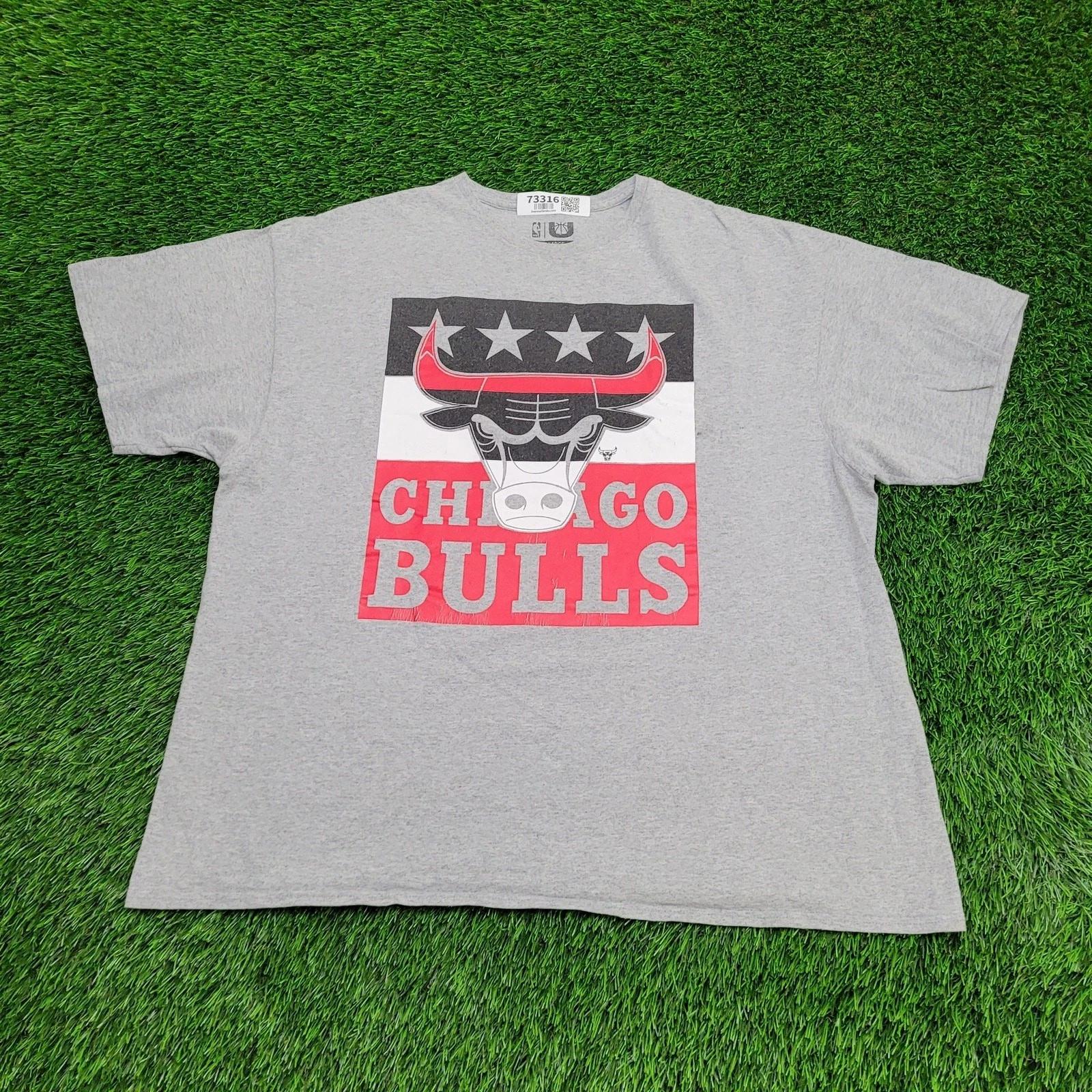 Chicago-Bulls Shirt XL/2XL 24x27 Gray XL