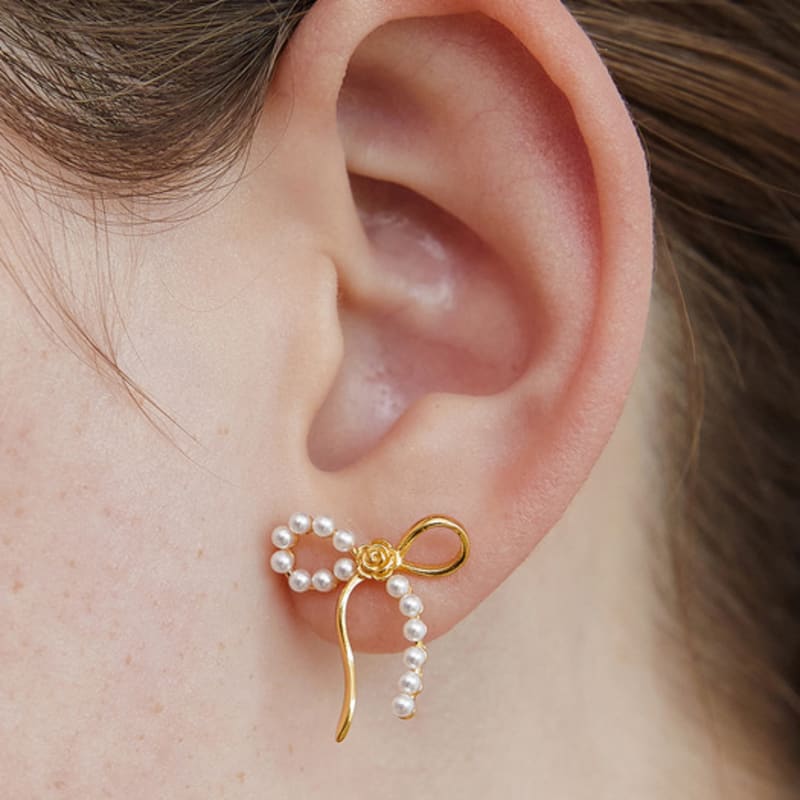 TATIANA (925 Silver) Present Pearl Rose Earrings EC3102