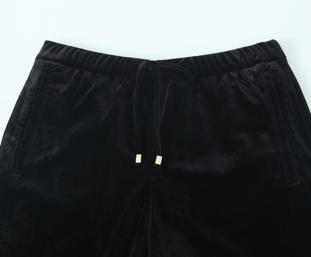 Samt-Bomberjacke und Hose mit weitem Bein im europäischen und amerikanischen Stil - Herbstkollektion.