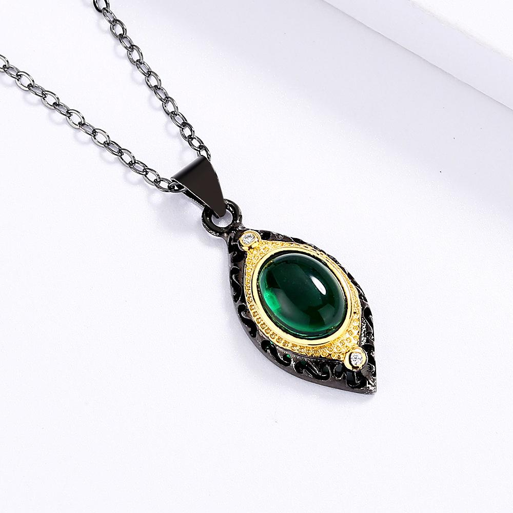 Exquisite Emerald Agate Inlaid Clavicle Chain Elegant Black Gold Women's Jewelry Sweater Chain Party Wedding
