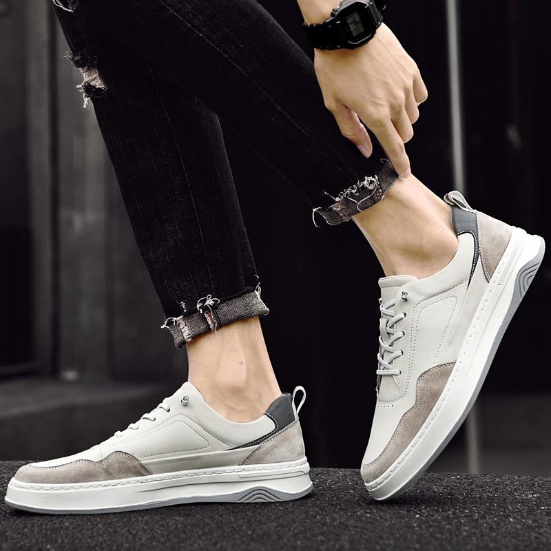 Men's Sports Shoes Are Designed with Simple Fashionable Stitching Casual Shoes Are Versatile for Daily Commuting Flat Shoes