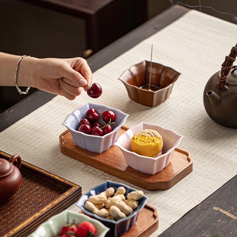 Китайское керамическое блюдо неправильной формы для сервировки