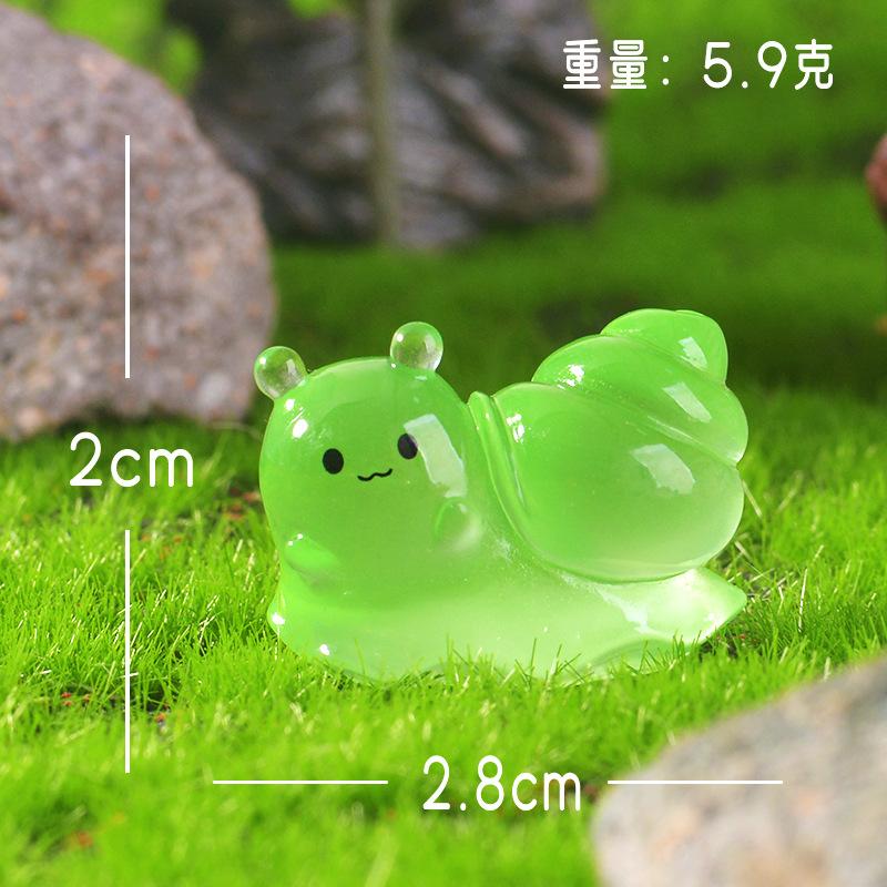 6-Pack in the Dark Figurines - Miniature Garden Decor, Cute Animal Statues for Garden and Terrarium