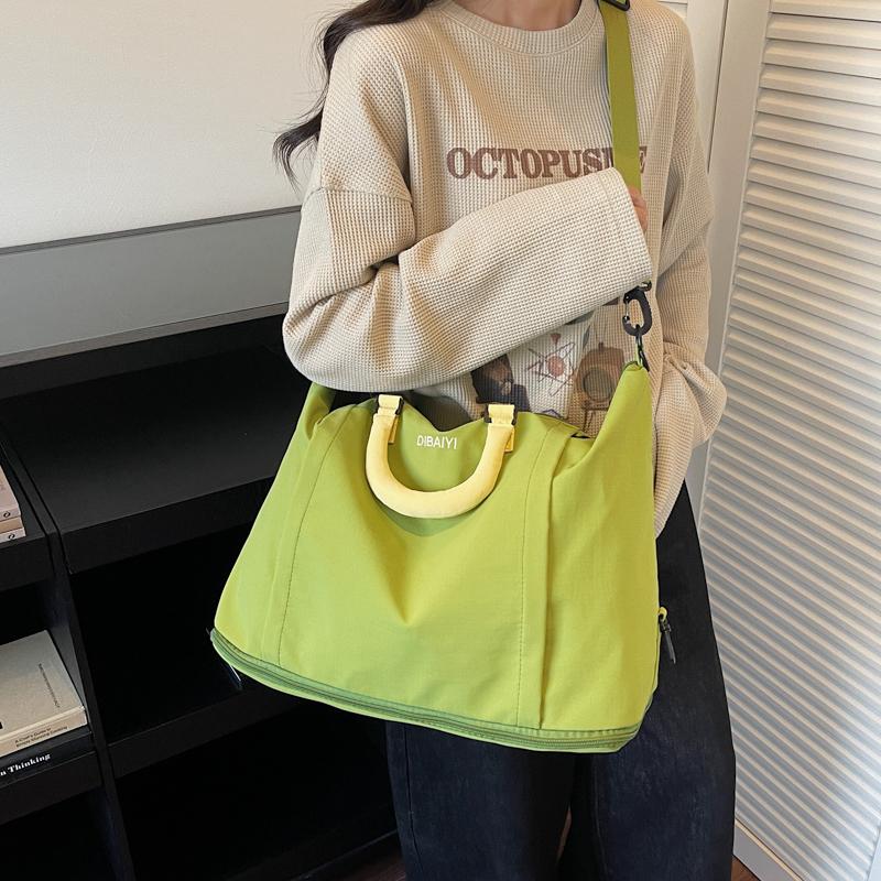 Large Capacity Short Distance Travel Bag Women's Storage Bag Duffel Bag Sports Fitness Bag