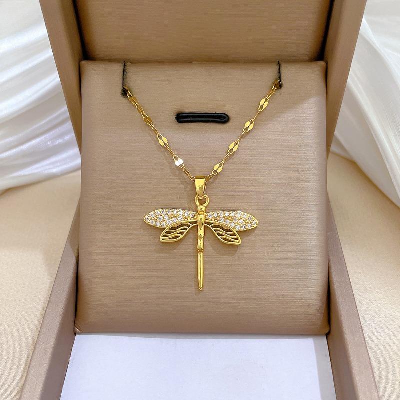 Female Light Luxury Personalized Straw Sky Dragonfly Necklace