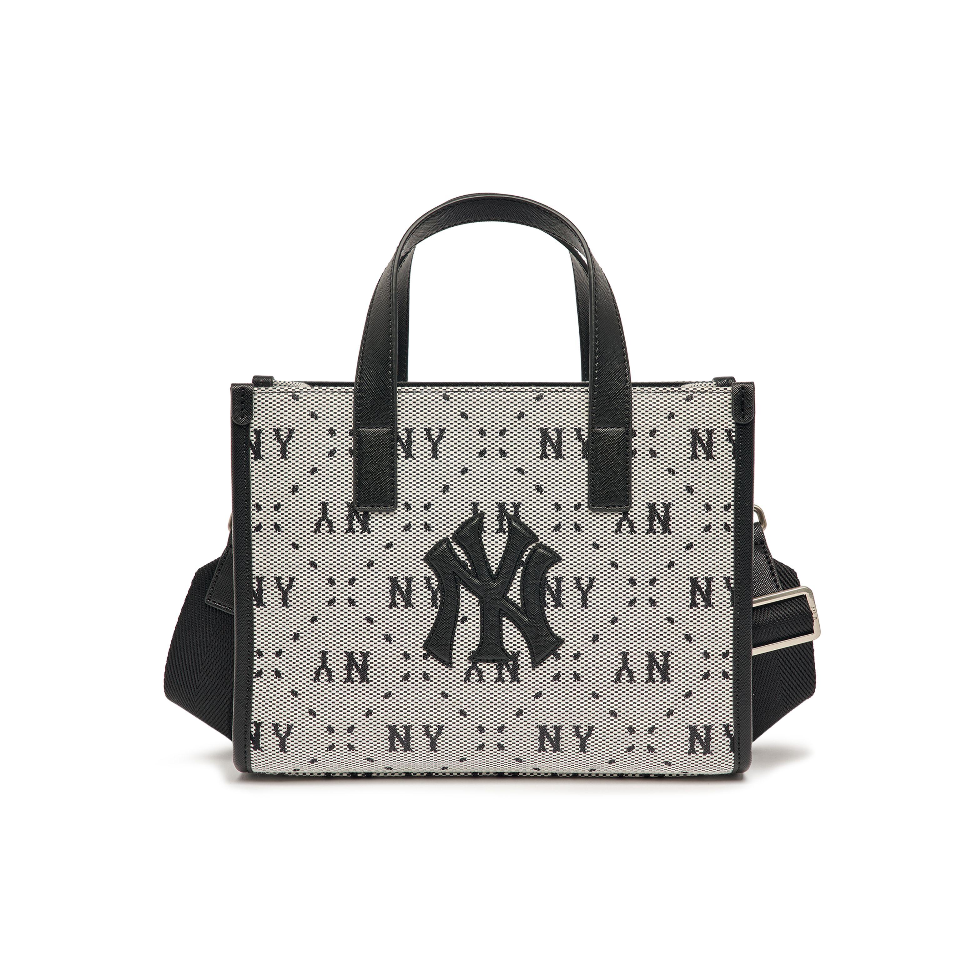 

MLB New York Yankees Large Logo Adjustable Shoulder Strap Vintage Letter Print Faux Leather Tote Bag Women Tote Bags Black Gray 3AORS013N-50BKS Black Gray