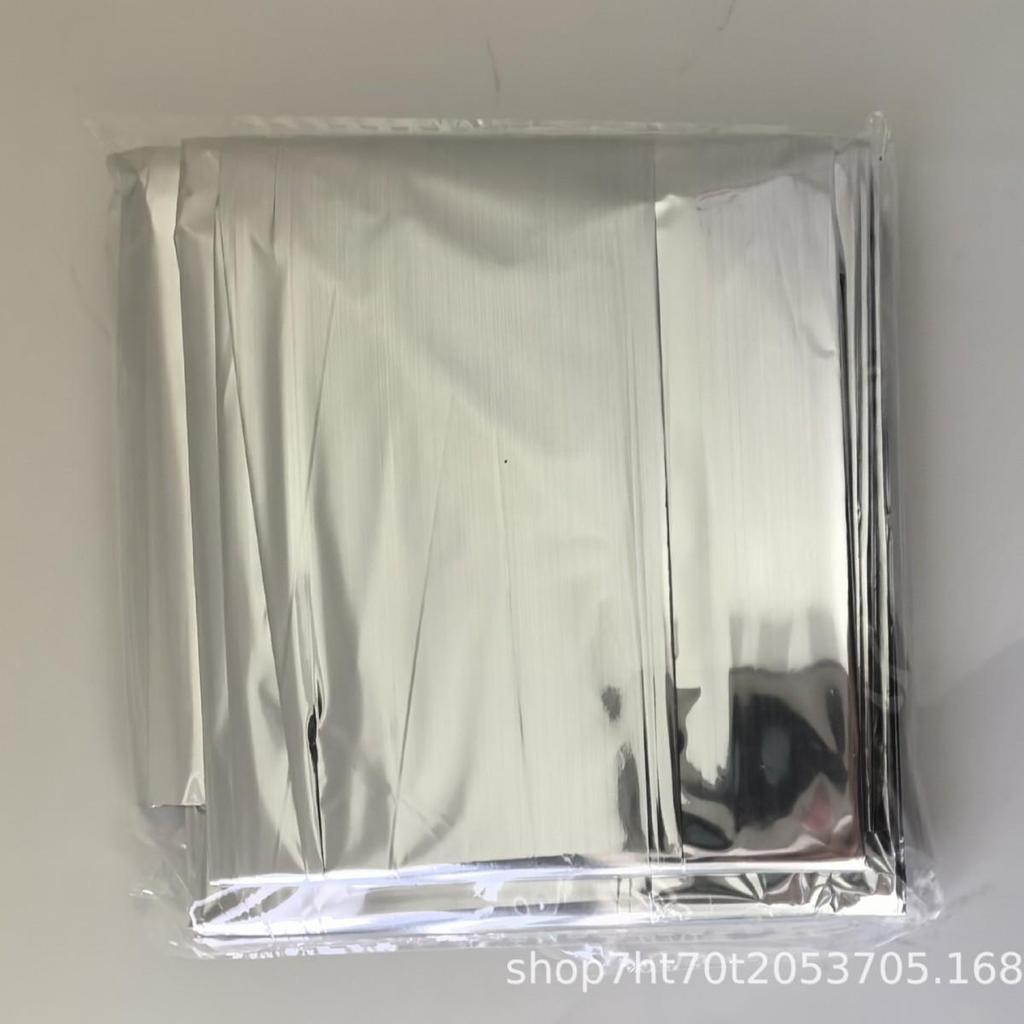 All-Weather Emergency Survival Blanket: Cold-Resistant, Heat-Insulating, Rainproof, Sunproof, Anti-Hypothermia Aluminum Travel Tent Blanket