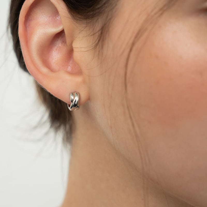 

Ssecondo Bold knot hoop earrings, Meline Silver