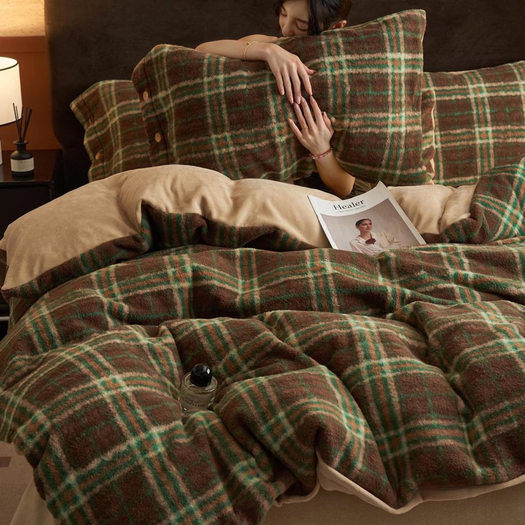 Class A Winter Thickened Milk Velvet 4-Piece Bedding Set: Double-Sided Fleece Duvet Cover, Coral Fleece, Mother and Baby Grade, Warm and Cozy