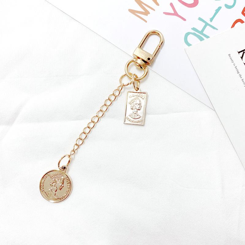 Vintage Metal Keychain Pearl Bracelet Small Gift Letter Small Pendant Ins Pearl Key Chain Gift Single pack