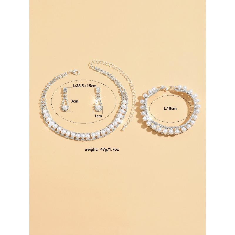 Bridal jewelry set: necklace, earrings, bracelet - elegant pearl collection