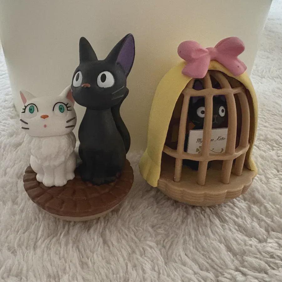 

Ghibli Gigi Lily Figure