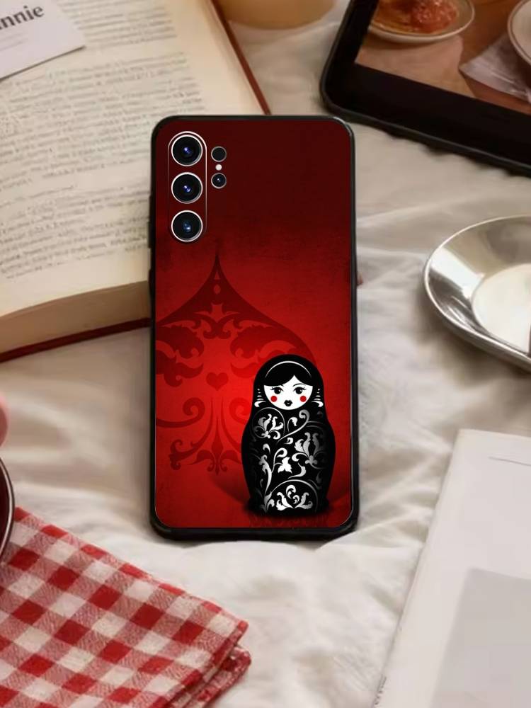 Russian Dolls Matryoshka Phone Case For Samsung S26,S25,S24,S23,S22,S30,S21,Ultra,Plus,FE 5G Black Soft Cover