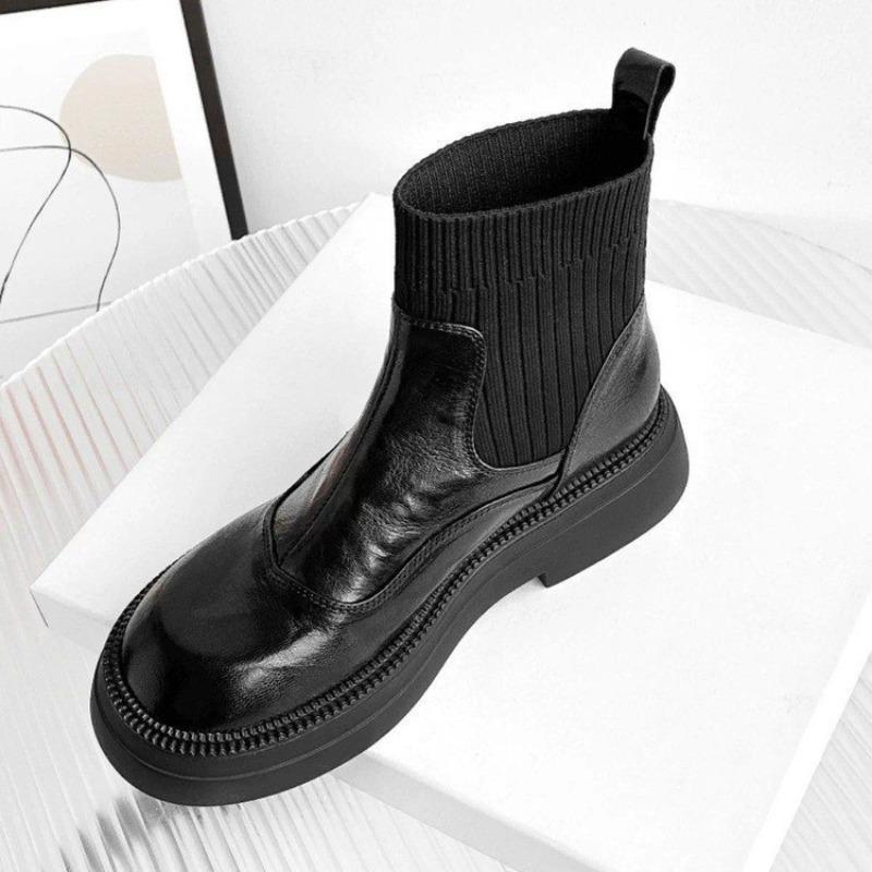 Autumn and winter new elastic thin boots women's British thick-soled Martin socks boots versatile knitted velvet short boots