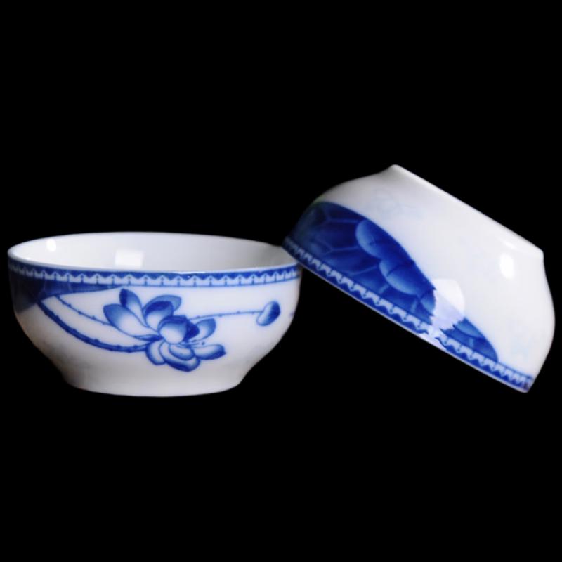 

ZISIZ Underglaze Ceramic Teacups (Set of 3)