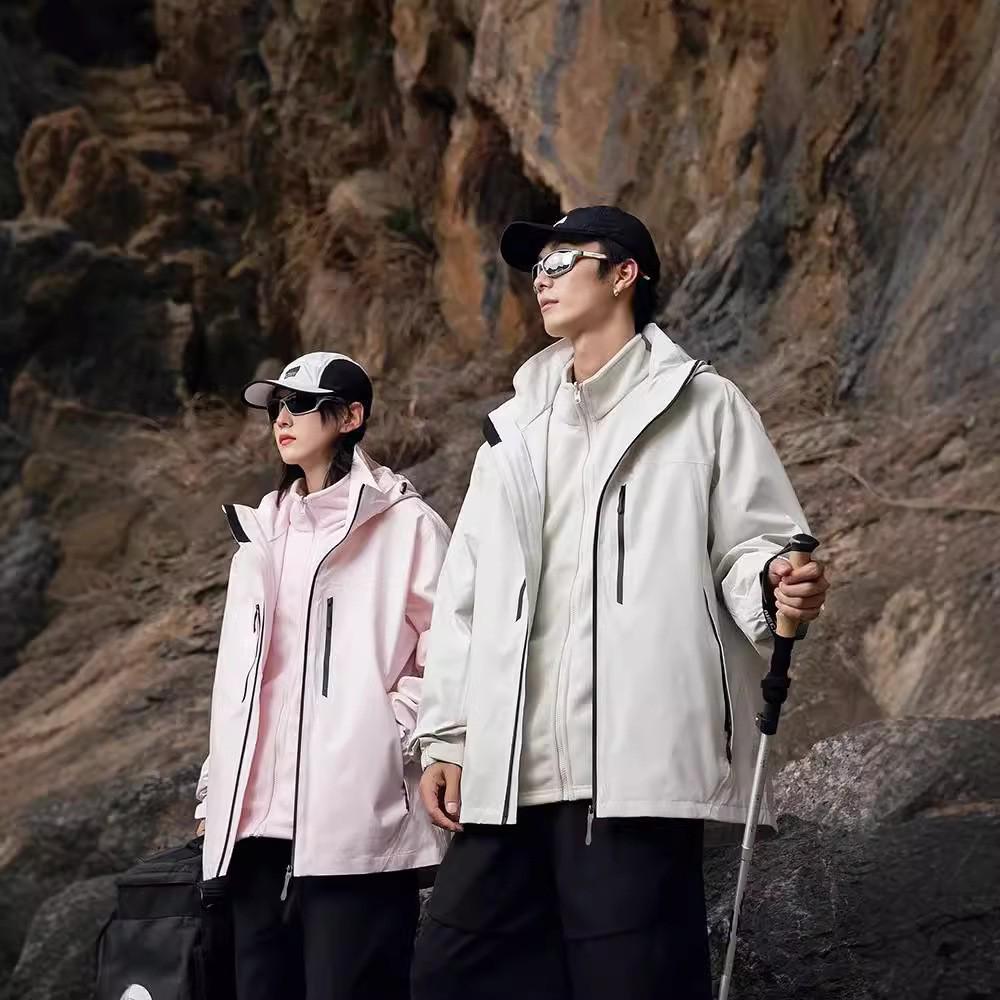 Unisex Outdoor Heat-Sealed Windbreaker: Mountain-Style Camping, Leisure & Hiking Gear for Autumn/Winter