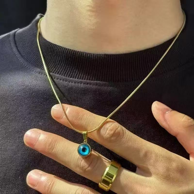 Trendy Evil Eye Pendant Necklace for Men Women, Stainless Steel Round Charm, Snake Bone Chain, Unisex Fashion Jewelry