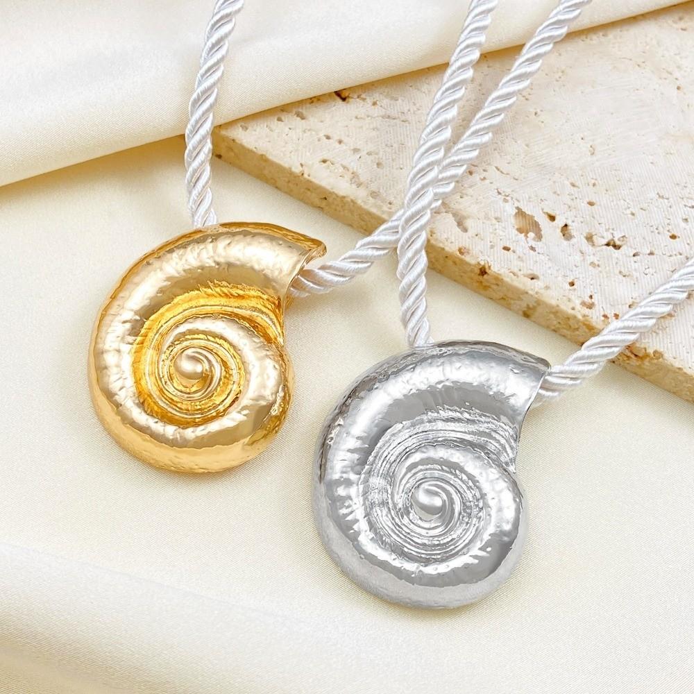 Beach Party Metal Pendant Summer Vacation Jewelry Accessory Ocean Conch Necklace  For Women Gift