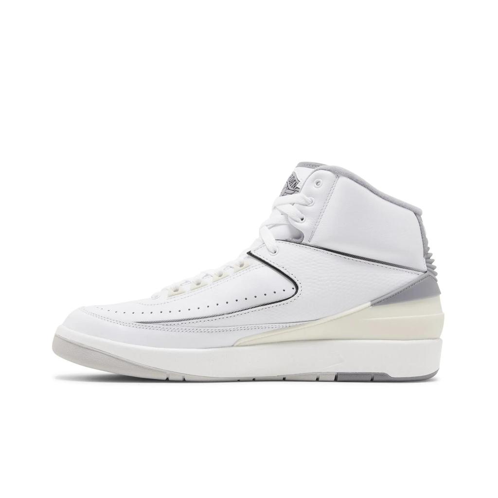Air Jordan 2 Retro 'White Cement' (Unisex) White / Cement Grey / Sail / Black Vintage Basketball Shoes DR8884 100