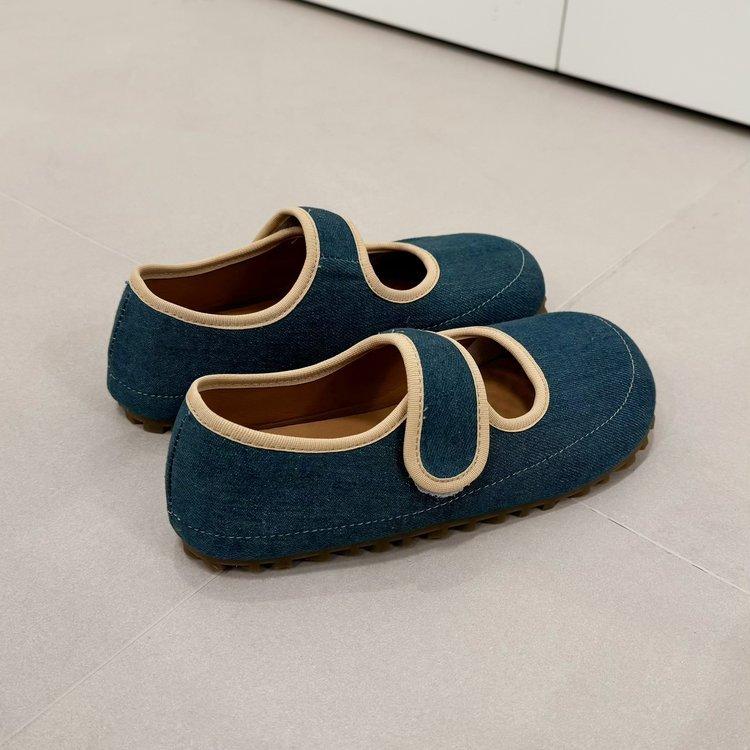 

Retro round head bread shoes women s 2025 spring new flat bottom Velcro shallow mouth soft bottom flat bottom Mary Jane single shoes 35 синий