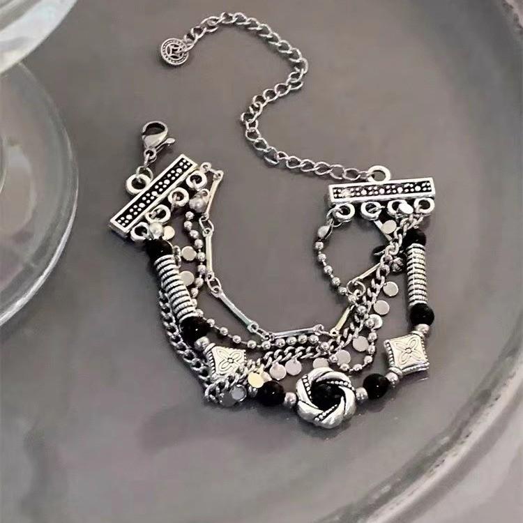 Alloy Stylish Artistic Bracelet With Ethnic Geometric Design For Gifts Travel