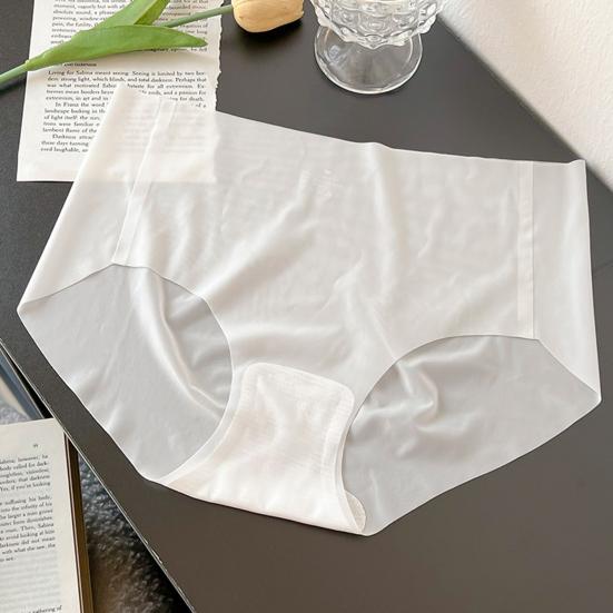 Women's Ultra Thin Ice Silk Underwear Seamless Mid Waist Briefs Quick Drying Breathable Invisible Panties