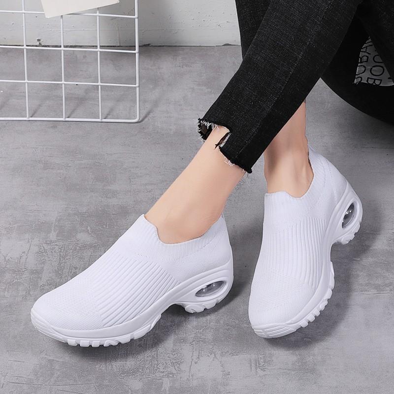 

Foreign trade spring and summer mesh air cushion rocking shoes women s platform single shoes large size socks shoes mother shoes lazy shoes 40 білий
