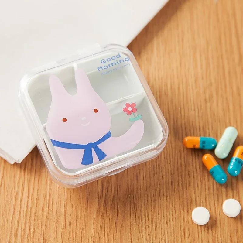 4 Slots Transparent Nette Cartoon Mini Lagerung Medizin Pille Box Tragbare Leere Kunststoff Behälter Fällen Reise Zubehör