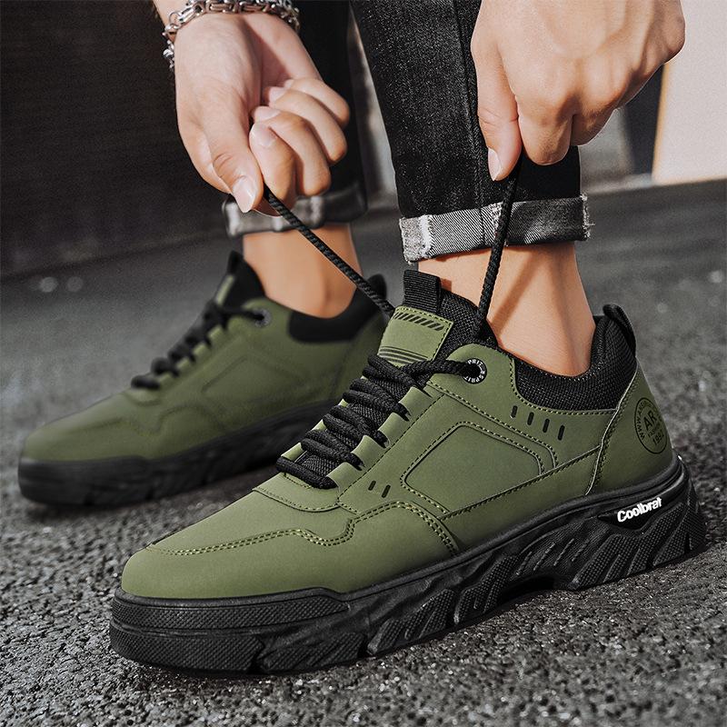 Autumn New Shoes for Men Leather Casual Shoes Outdoor Fashion Flat Skateboard Shoes Cool Lace-up Sneaker