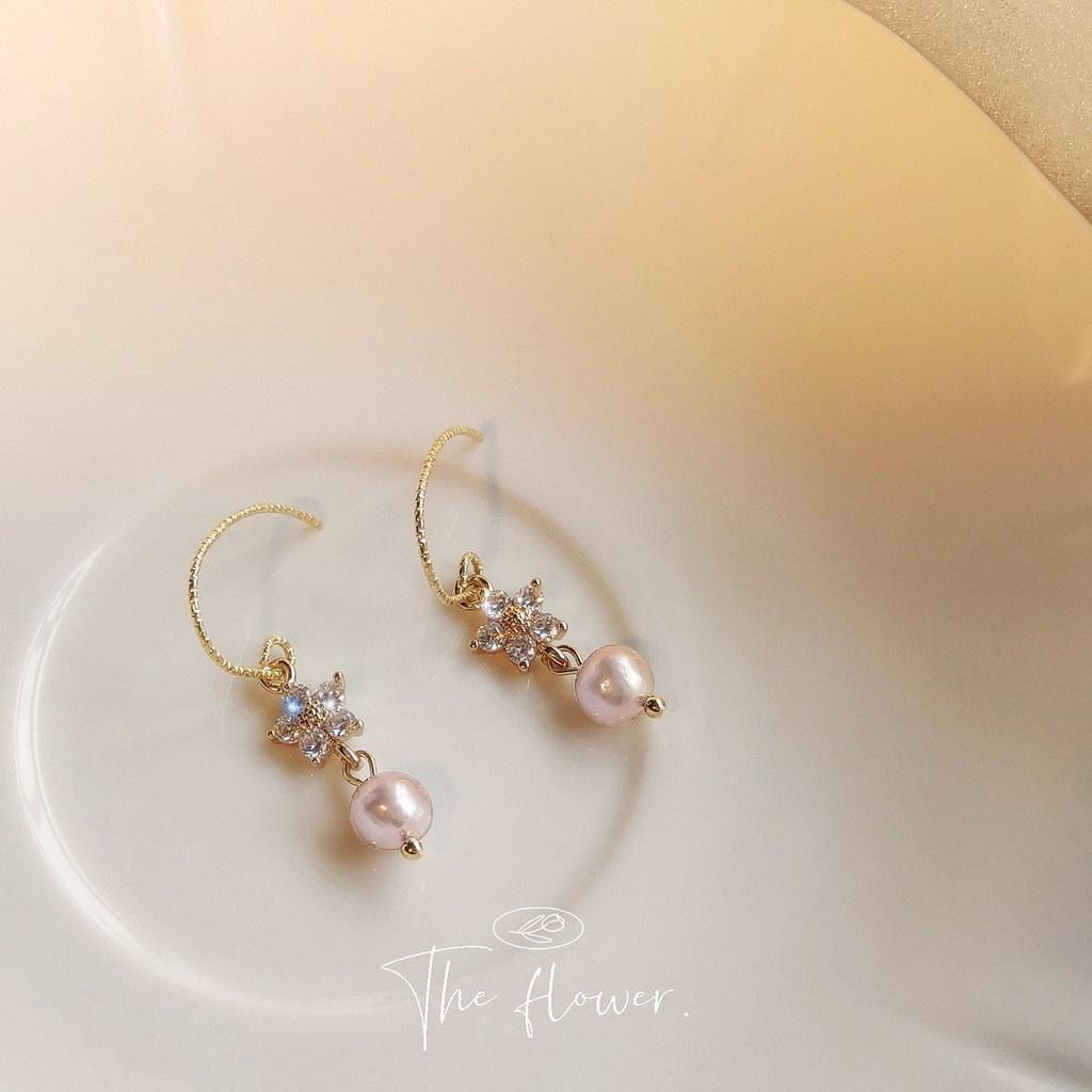 Bright-eyed freshwater pearl plated zircon earrings, French design earrings factory