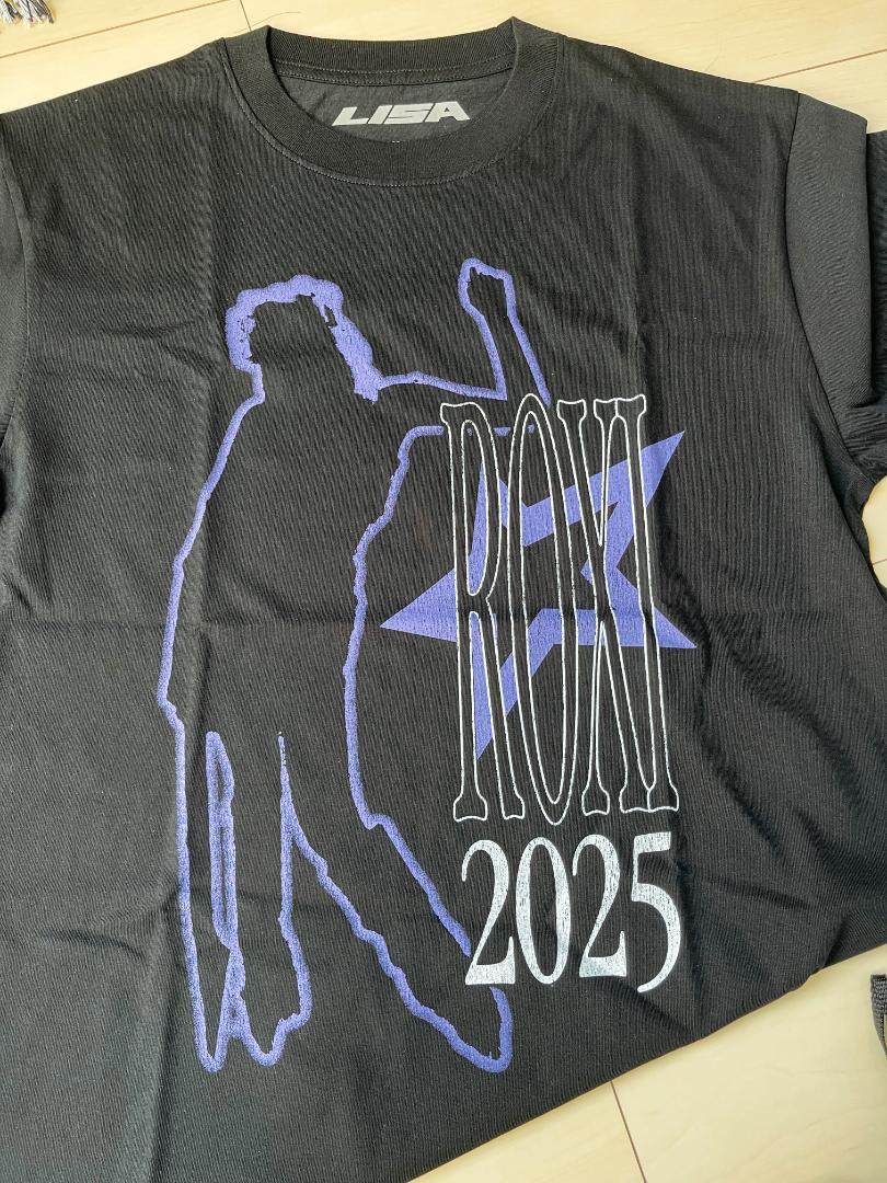 

[USED] BLACKPINK LISA ROCKSTAR T-shirt