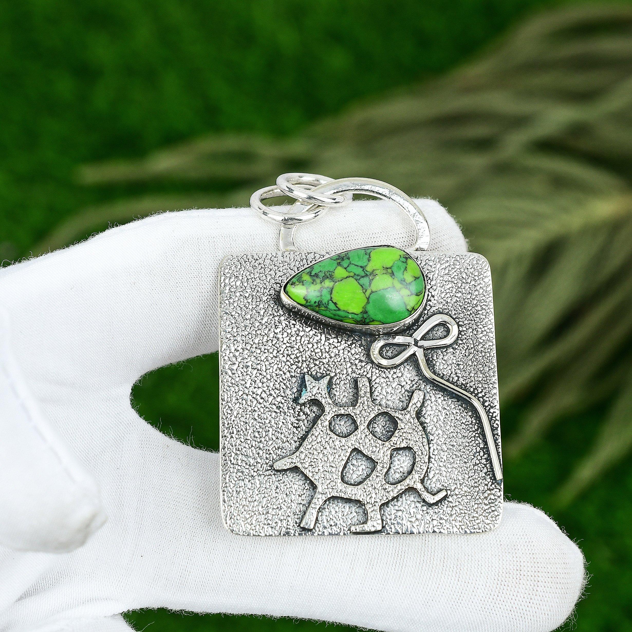 

Sisters Day Deal Green Turquoise Stone 925 Sterling Silver Boho Pendant Jewelry