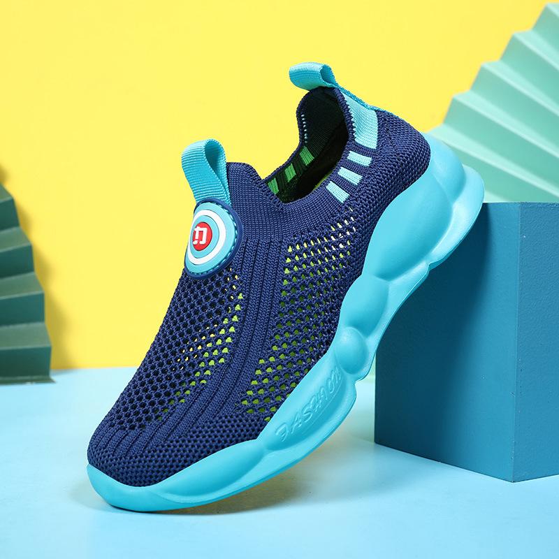 2025 Summer New Hollow Middle and Older Children's Lightweight Fashion Sports Shoes One Pedal Men's Soft Breathable Casual Shoes